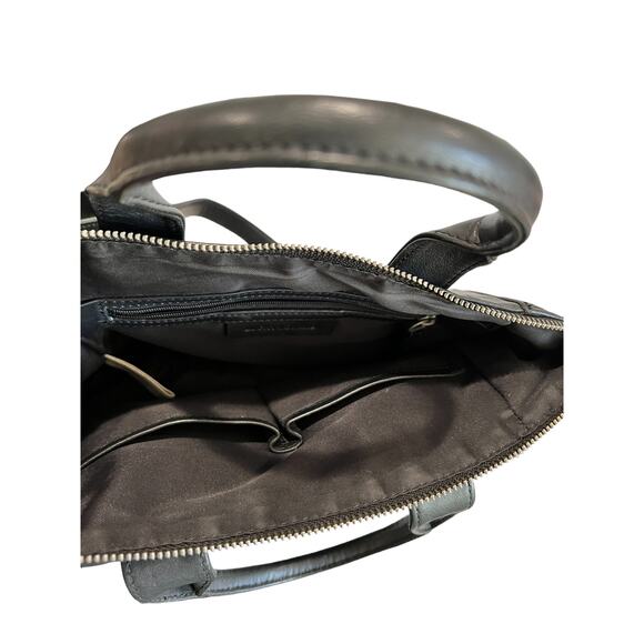 BOC Born Concepts Gray Faux Leather Shoulder/Crossbody Convertible Bag Travel - Picture 6 of 7